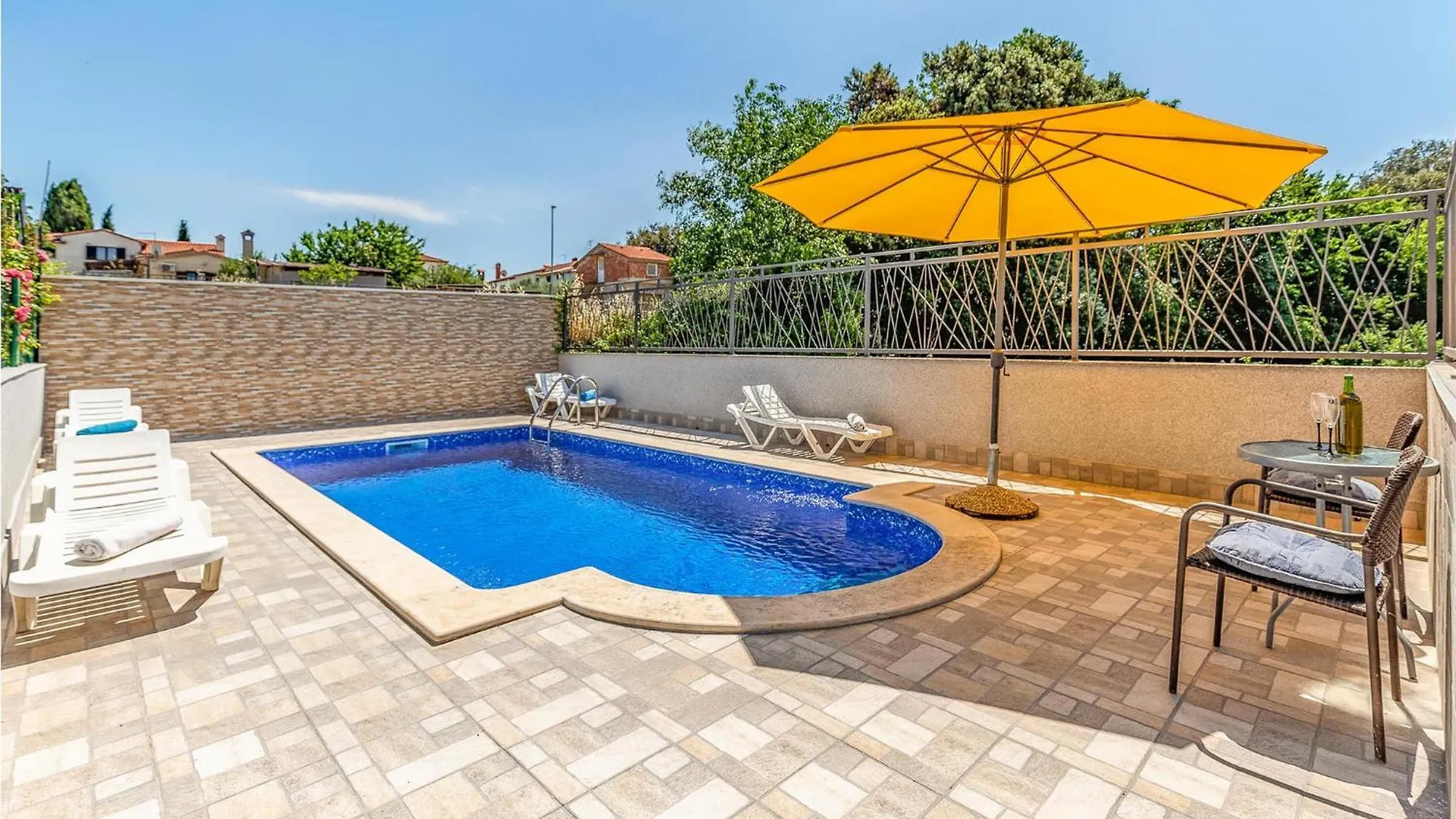Lovely Apartment In Pula With Kitchen 0*,  Croatia
