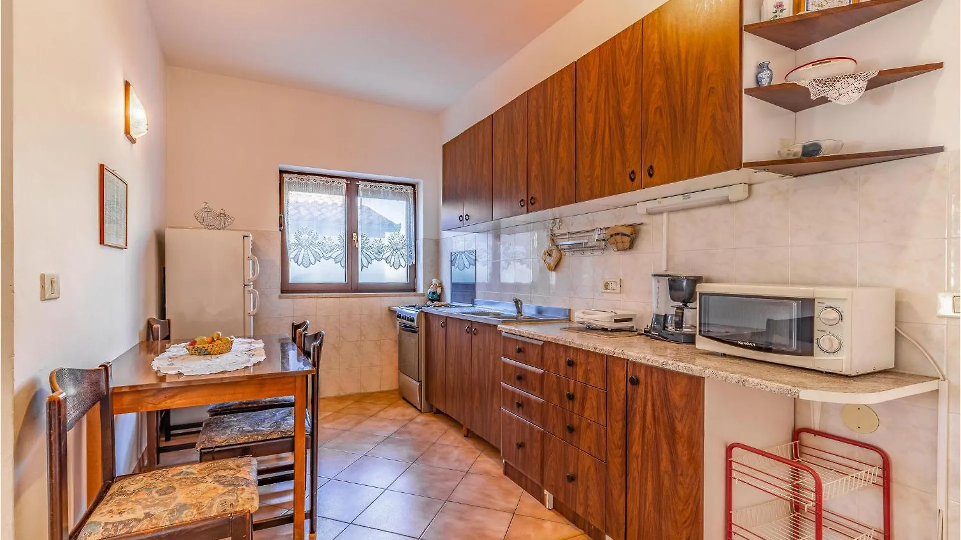 Lovely Apartment In Pula With Kitchen Croatia